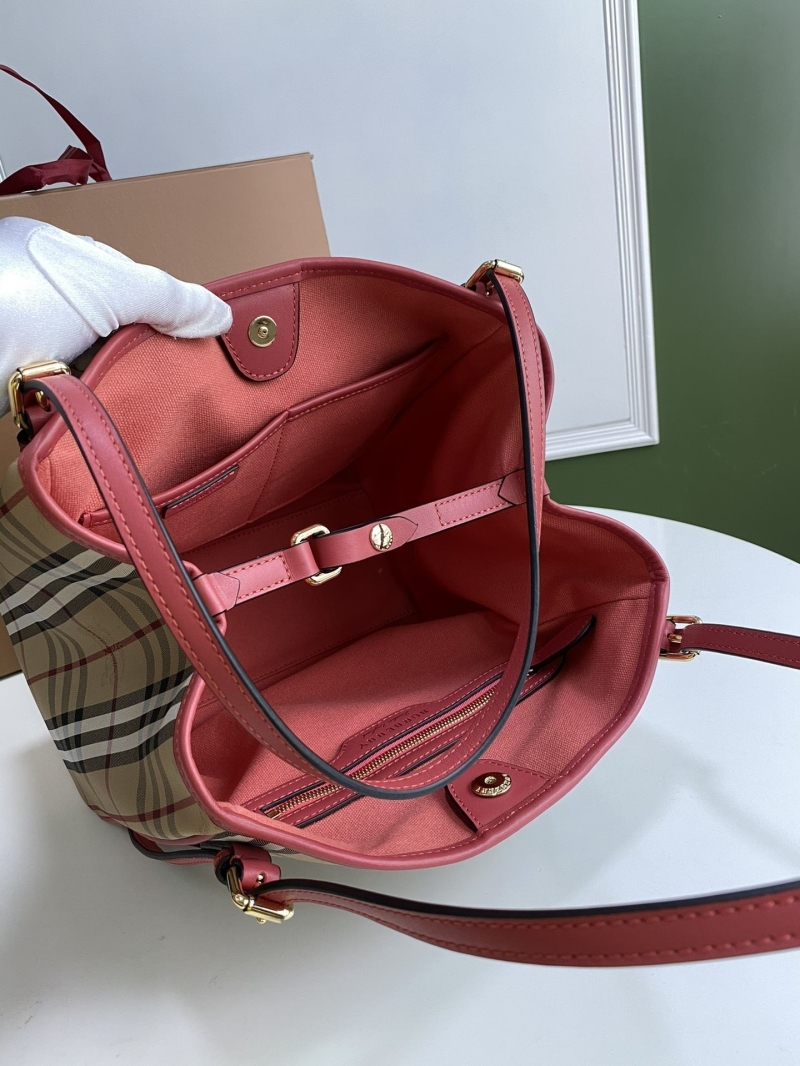 Bv*b*rry shopping bags